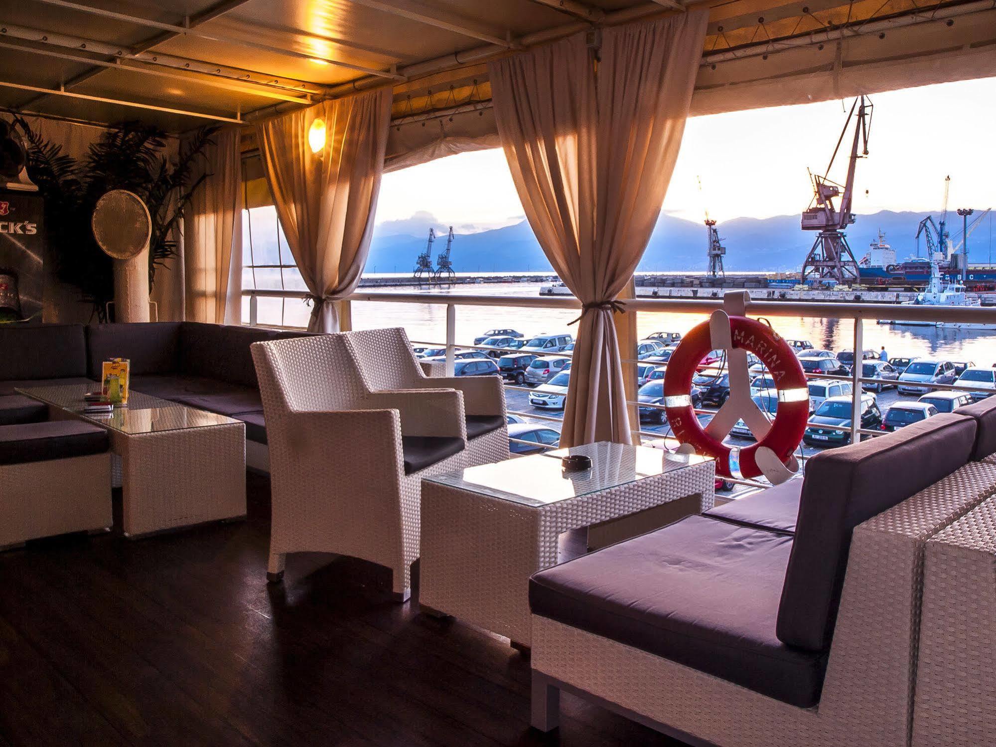 Botel Marina Rijeka Exterior photo