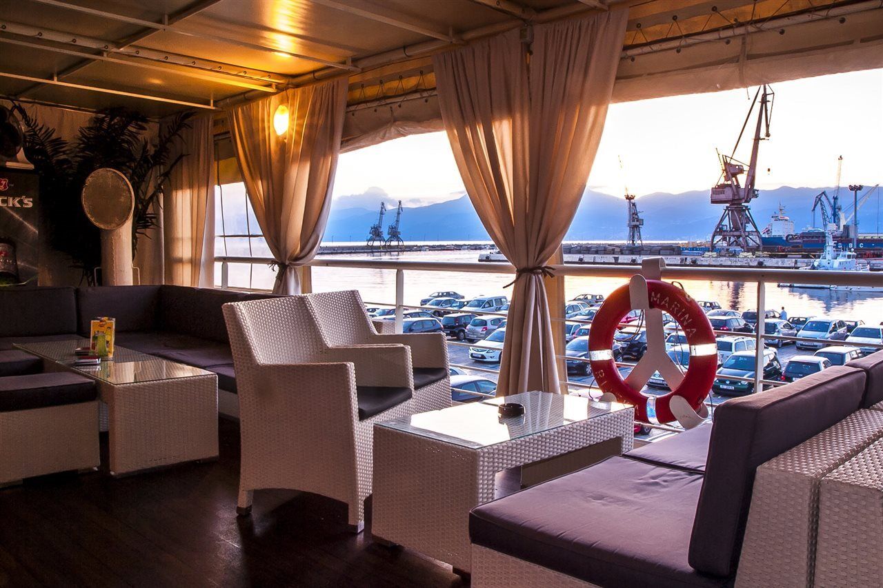 Botel Marina Rijeka Exterior photo